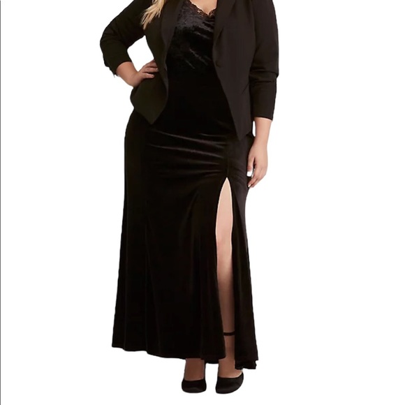 torrid Dresses & Skirts - NEW Torrid Black Velvet Front Slit Maxi Skirt Stretch 00 / Medium Large